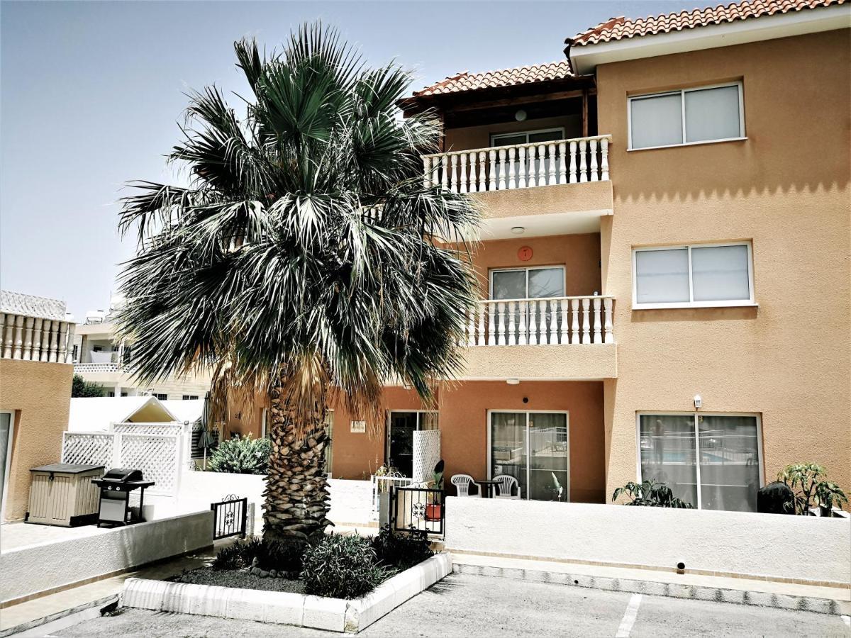 Walnut103 With Pool * Pafos